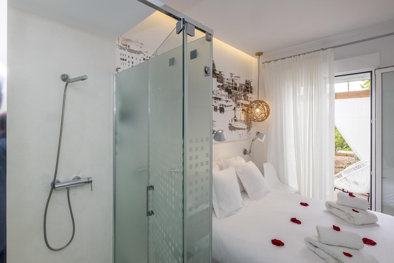 סיוטאדלה Hotel Abril 37 מראה חיצוני תמונה